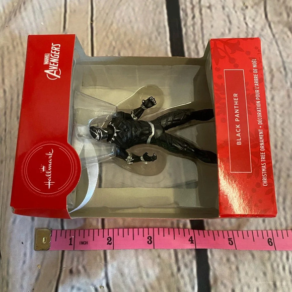 5/$20 2018 Hallmark BLACK PANTHER Marvel's Avengers Christmas Tree Ornament - Picture 4 of 9